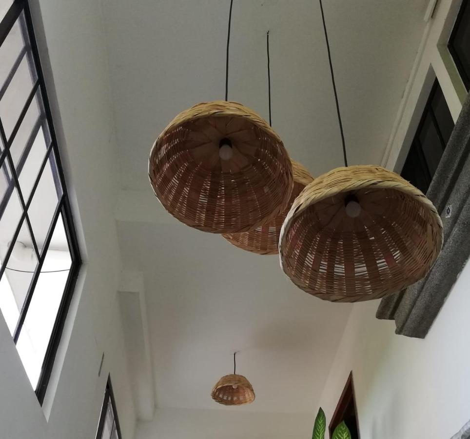 Cinco Hotel B&B サンサルバドル エクステリア 写真